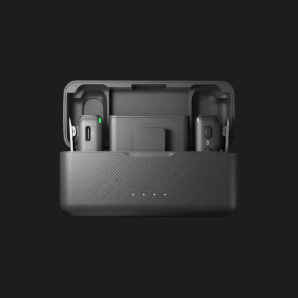 Мікрофонна радіосистема DJI Mic (2TX+1RX+Charging Case)