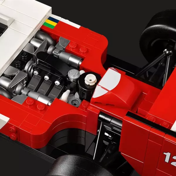 Конструктор LEGO Icons McLaren MP4/4 і Айртон Сенна (10330)