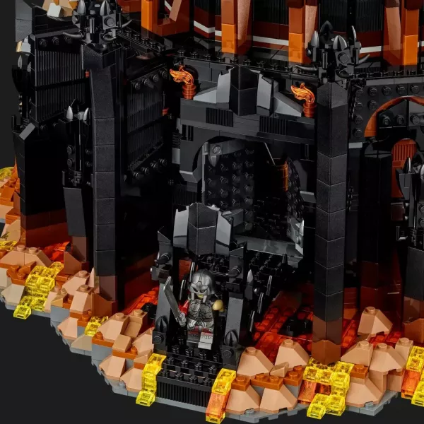 Конструктор LEGO Icons Володар перснів: Барад-дур (10333