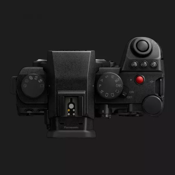 Цифровий фотоапарат Panasonic Lumix S DC-S5 IIX Kit 20-60mm (DC-S5M2XKEE) (Standard)