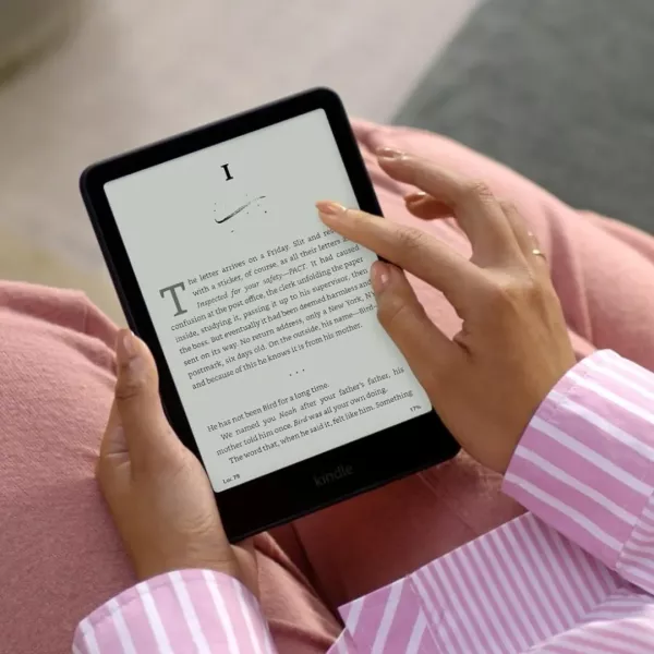 Електронна книга Amazon Kindle Paperwhite 12th Gen (Raspberry) (Standard)